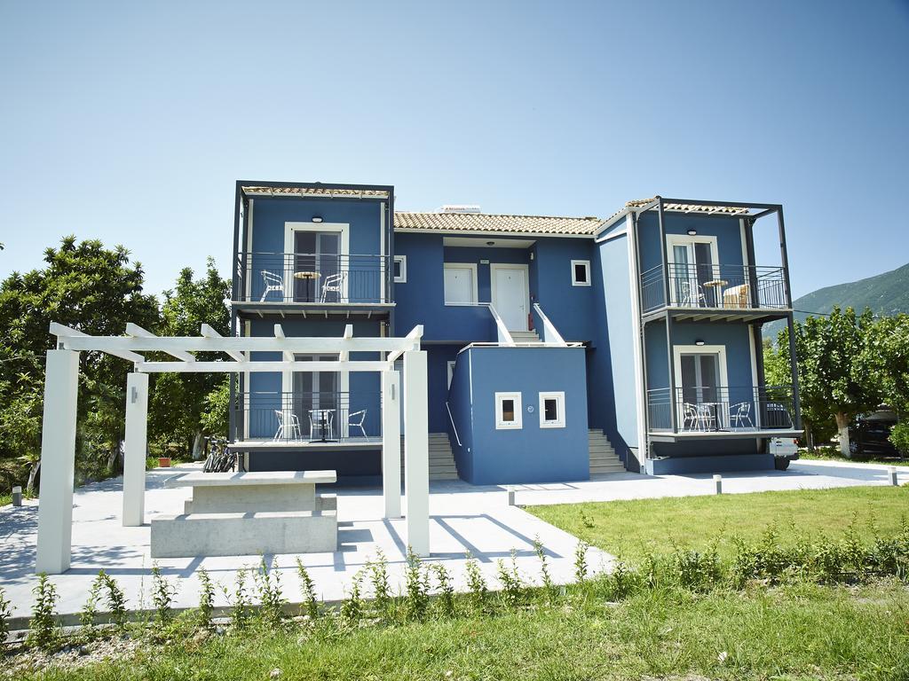 Cosmos Apartments 瓦西利基 外观 照片